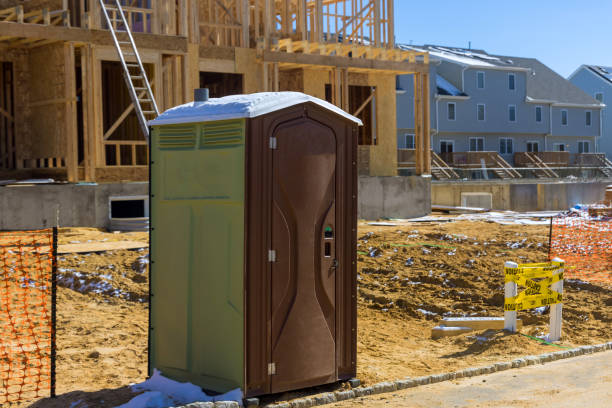 Portable Toilet Options We Offer in Ocala Estates, FL